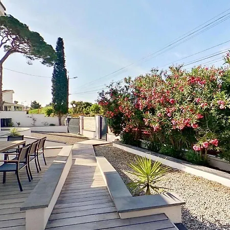 Suzond 8 Personnes Avec Pisicine Et Entierement Climatisee فيلة *