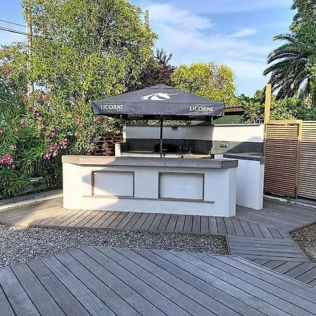 Suzond 8 Personnes Avec Pisicine Et Entierement Climatisee